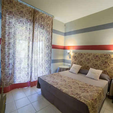 Отель Villamare 4*