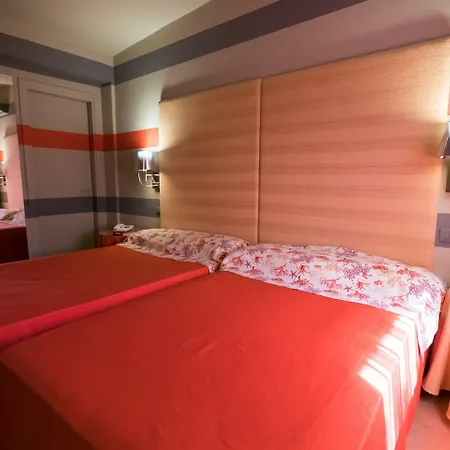 Отель Villamare 4*